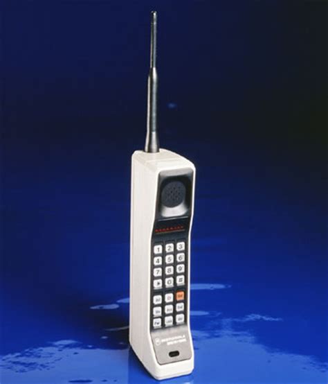 2000年摩托罗拉手机大全 摩托罗拉历代手机大全