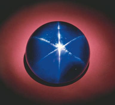 星光蓝宝石哪里的最好,这颗星光蓝宝石重达2.8斤