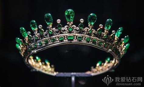 王室收藏珠宝,日本皇室与英国王室谁更奢华