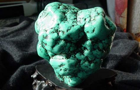 绿松石绿色的有哪些,绿松石的颜色有多少种