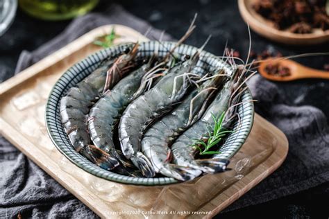 越南黑虎虾怎能和馄饨 黑虎虾和松茸混沌