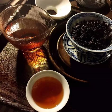 乌龙茶茶饼怎么拆散,散茶和茶饼有何区别