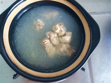 鸭汤粉丝煲怎么做好吃,天冷来碗鸭血粉丝汤吧