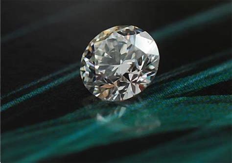 钻石镶嵌用什么最好,钻石有哪些镶嵌方式
