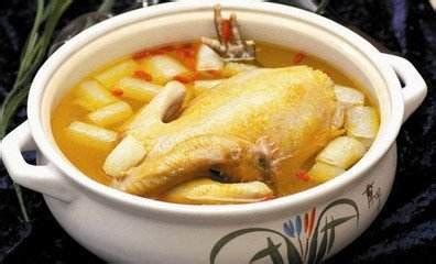 当归黄芪能否与松茸一起煲鸡汤 黄芪能一起炖鸡吗