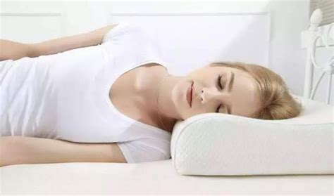 手机放在枕头旁边有危害吗