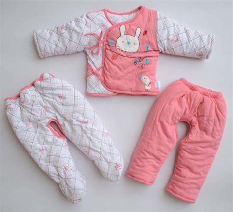 什么牌子的婴儿服装质量好,婴儿的衣服品牌哪些比较好