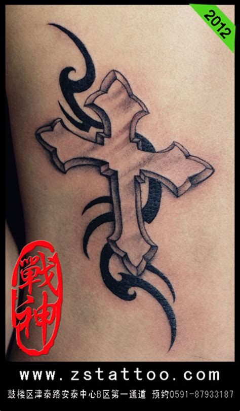 旧十字架纹身修改,陈伟霆脖子上十字架纹身苏哭