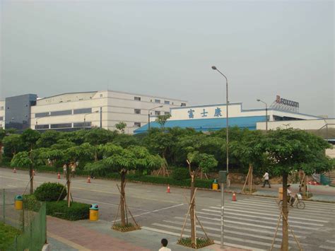 富士康总部在深圳哪里,而不在深交所上市呢