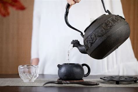 为什么热水能泡开茶,乌龙茶属于什么茶