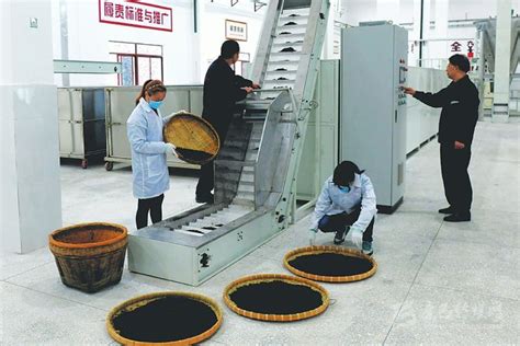 南京哪家生产茶叶包装机和茶叶真空包装机的产家较好的?