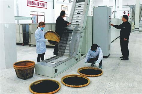 南京哪家生產茶葉包裝機和茶葉真空包裝機的產家較好的?