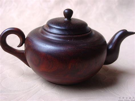 如何鉴定茶壶,紫砂壶的用壶方法和鉴定方法