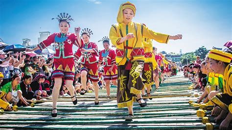 海南黎族竹竿舞背景音樂是什么