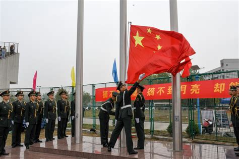重庆人民广场举行升国旗仪式,升国旗教育意义是什么