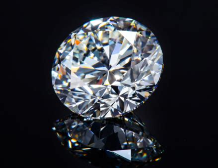 怎么鉴别真假钻石,怎么鉴别钻石的真假