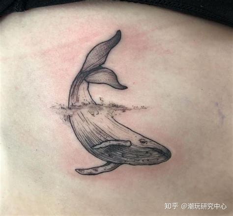 鲸鱼花臂纹身,而我像只孤独的鲸鱼