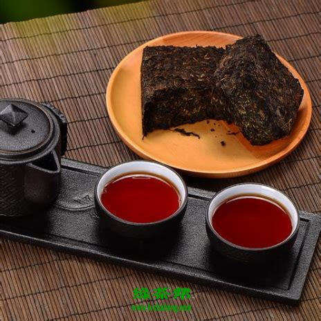 泾阳茯砖茶怎么喝,温性好茶快喝泾阳茯砖茶吧