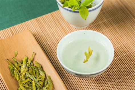 了解红茶绿茶的3大区别,怎么区别红茶绿茶