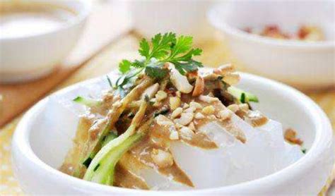 豆腐青菜肉丝汤怎么做好吃,青菜豆腐汤怎么做才好吃呢