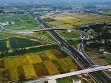 京沪高速公路连接着什么和什么,我国大陆第一条高速公路通车时