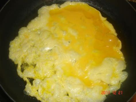 柿子炒鸡蛋汤的做法过程,松茸柿子炒鸡蛋汤
