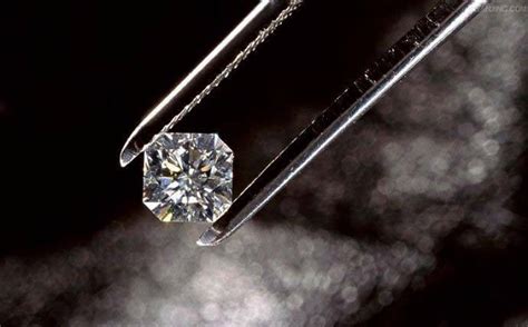 如何判定钻石真假,怎样鉴定钻石真假