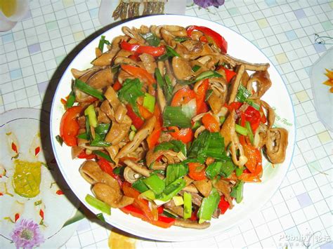 波菜饺子皮怎么做好吃,什么蔬果汁做饺子皮