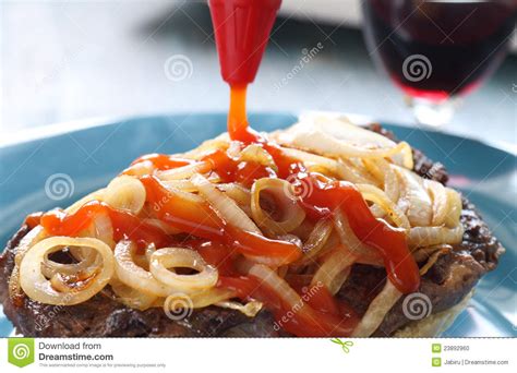 西餐牛排番茄酱的3种做法,吃牛排番茄酱怎么放