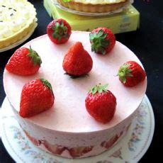 香草慕斯蛋糕的做法,草莓香草慕斯蛋糕怎么做