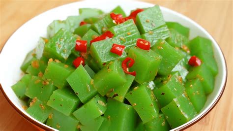 涼粉是用什么做成的?