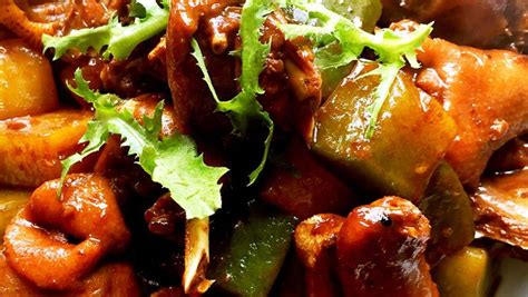 紫沙锅炖鸭子怎么炖好吃,夏季鸭肉这样做