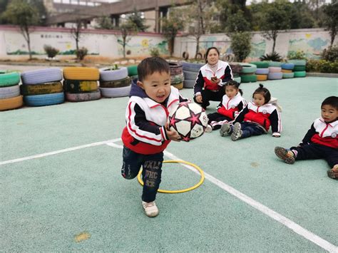 你的城市有这些“足球特色幼儿园”么？足球运动从娃娃抓起特别好