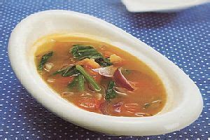 鲜海带汤怎么做好吃,海带汤怎么做好吃又补