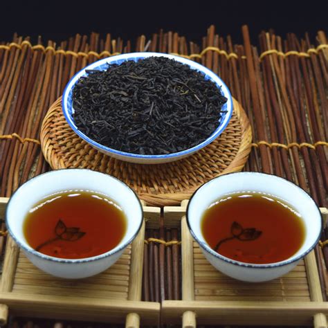 黑茶用什么茶做的,传统的安化黑茶