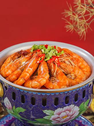 甜辣的虾锅怎么做好吃,干锅鸡翅虾怎么做好吃呢