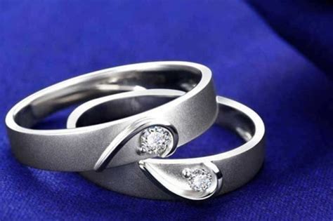 钻石戒指有哪些材质,钻戒戒托材质有哪些