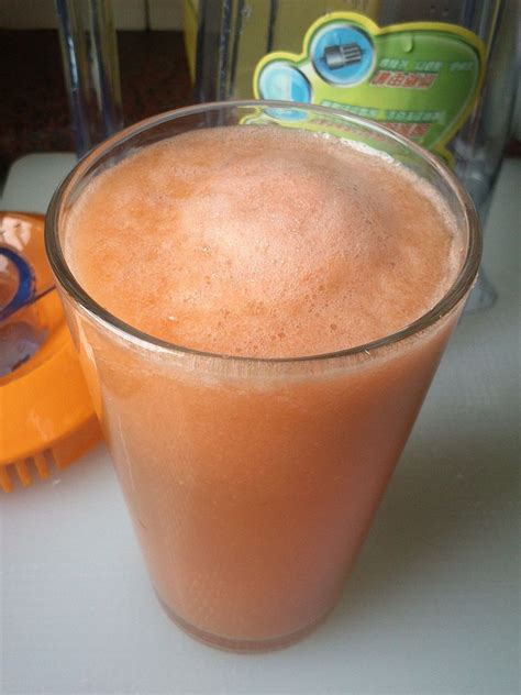 芹菜胡萝卜苹果汁的功效,胡萝卜苹果汁怎么做