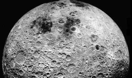 为什么月亮会撞击地球,月球会撞击地球吗