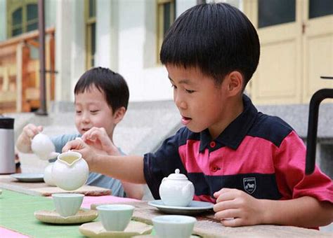 为什么小孩不能喝茶叶,小孩为什么不能喝黑茶