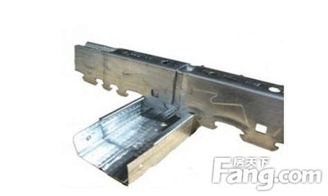 100型的輕鋼龍骨多少錢一米