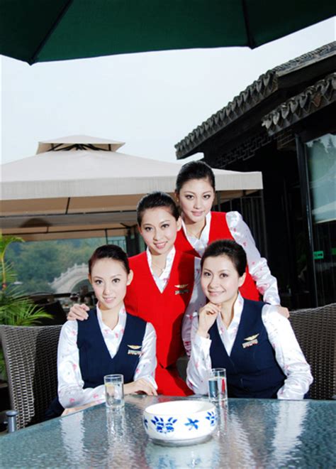 深圳空姐服装,哪个航空公司的空姐最美