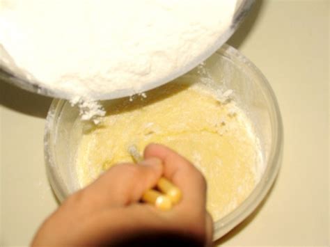 自发糕粉怎么蒸糕才发,一碗面粉就能做发糕