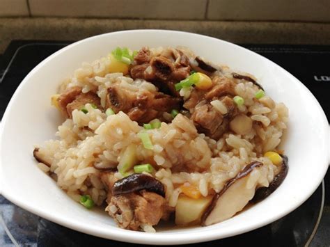 贵州玉米饭怎么做,玉米猪肉饭怎么做好吃