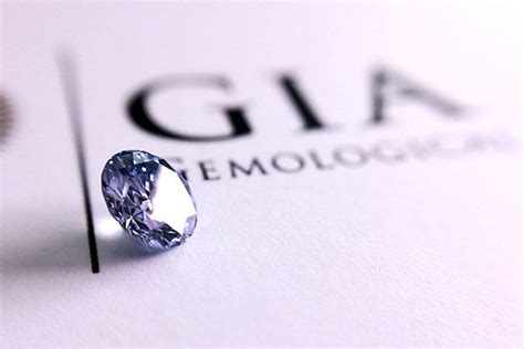 周大生的钻石是什么钻,和周生生的相比