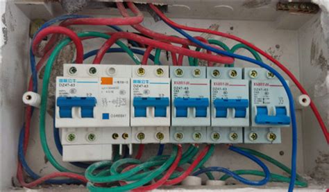 漏電保護(hù)器推不上怎么回事?