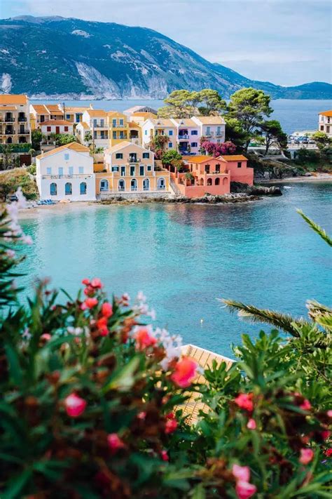 希腊最美丽的海滩小镇