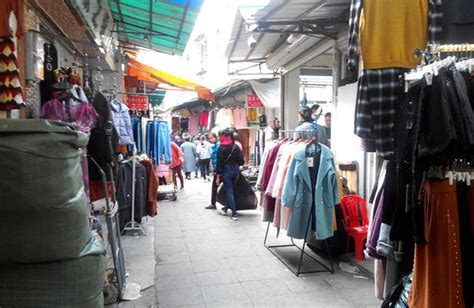 中国最大的服装尾货市场,国内的女装尾货市场