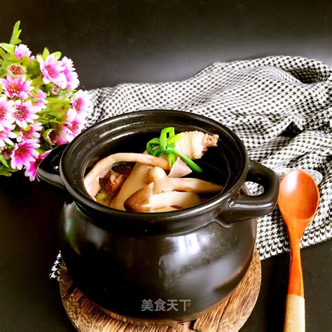 松茸鸡枞菌汤的做法,新鲜松茸汤的做法
