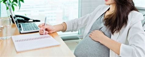 为什么怀孕中期时，肚子会发硬发紧